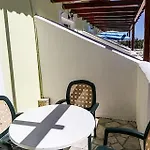 Seaview מלון דירות טסיליבי