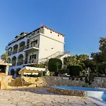 מלון דירות Seaview טסיליבי