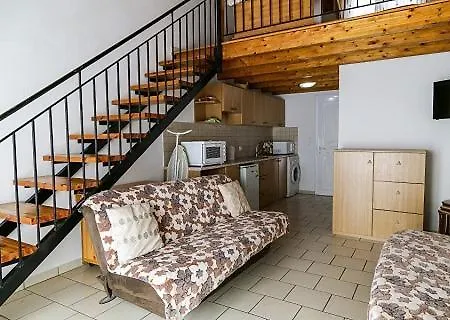 Seaview 4* 티실리비