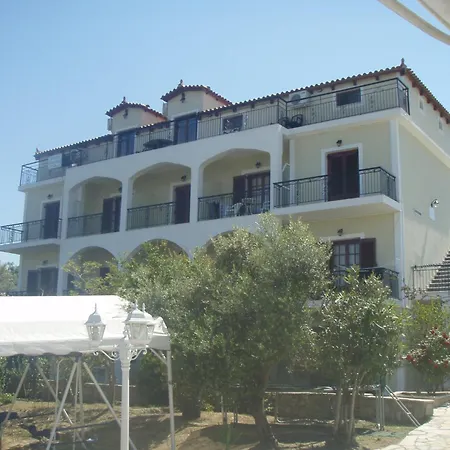 Aparthotel Sea View 2*