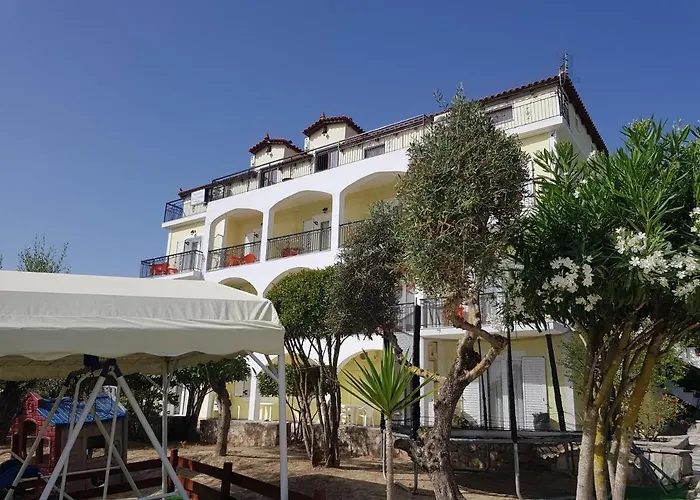 Aparthotel Sea View 4*
