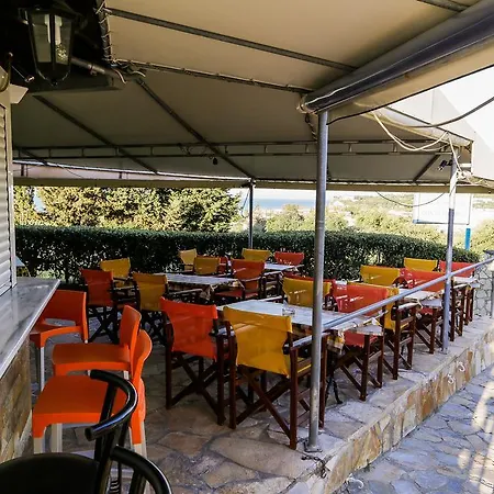 Seaview Apart-hotel 4*